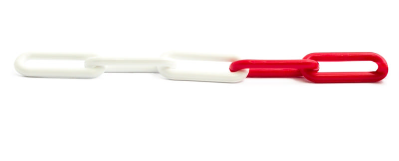 KJEDE RØD/HVIT PLAST 30 M