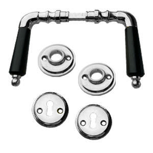 Dørhåndtak 785 med listverk Ni Svart tre